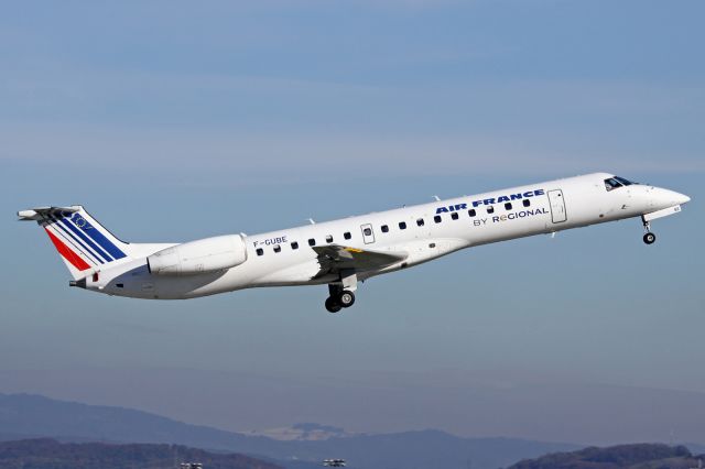Embraer ERJ-145 (F-GUBE)