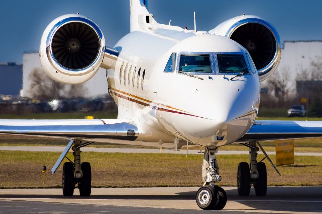 Gulfstream Aerospace Gulfstream IV (N700SG) - Year: 2001br /Make: Gulfstream Aerospace br /Model: G-IV (G400)br /Opby: Jet Linx Aviation br /Route: EKOD -> KBUF 