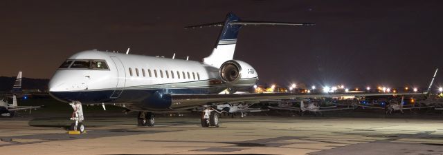 Bombardier Global Express (C-GSAP) - 3-photo stitched panorama