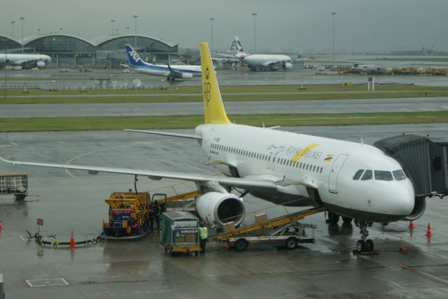 Airbus A320 (VB-RBW) - Royal Brunei A320-232 (WL) cn6771 lsf AWAS