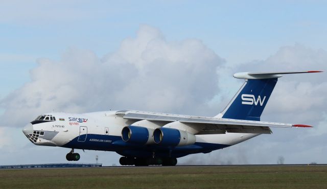 Ilyushin Il-76 (4K-AZ100)