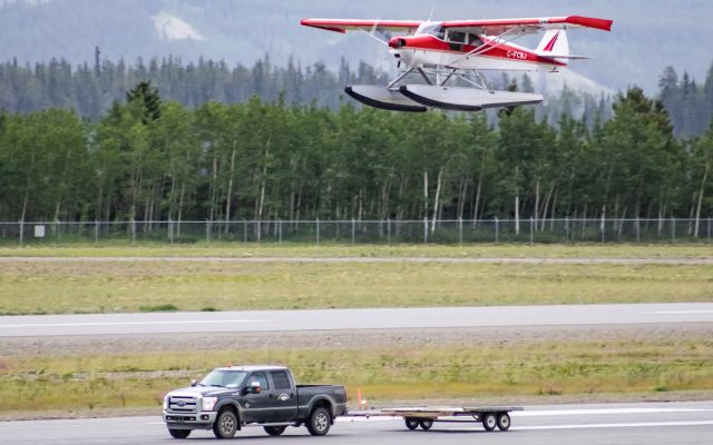 Piper PA-22 Tri-Pacer (C-FCBJ)