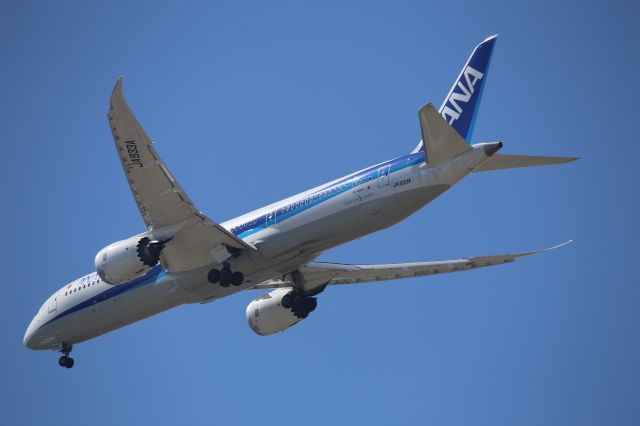 Boeing 787-9 Dreamliner (JA933A)
