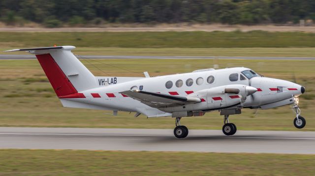 Beechcraft Super King Air 200 (VH-LAB)