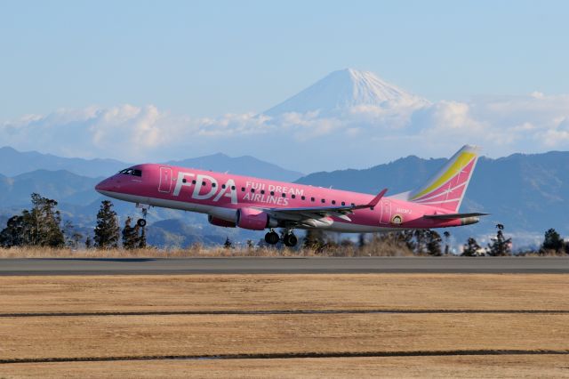 Embraer 170/175 (JA03FJ) - Mt.Fuji and Fuji Dream Airlines.br /a rel=nofollow href=http://amigoplane.blog.fc2.com/http://amigoplane.blog.fc2.com//a