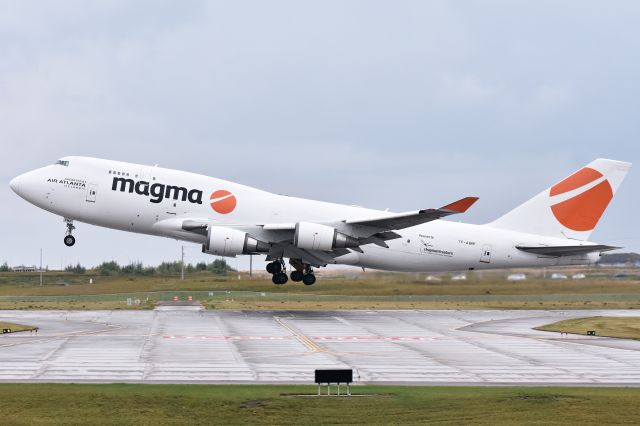 Boeing 747-400 (TF-AMP) - Magma Aviation Boeing 744 taking a load of horses back to Europe on Sept 9 after the Spruce Meadows Masters this past weekend in Calgary.