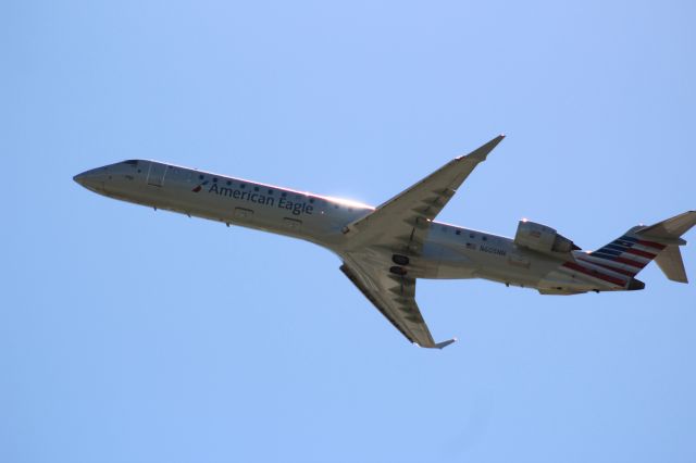 Canadair Regional Jet CRJ-900 (N605NN) - Plane Type: 2019 Bombardier Inc CL-600-2D24br /Route: CLT-DAYbr /Airline: American Airlines br /Livery: br /Registration: N605NNbr /Owned By: American Airlines INCbr /Runway: 36C
