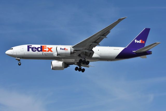 BOEING 777-200LR (N884FD) - 03-01-23 23-L