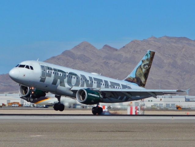 Airbus A320 (N923FR)