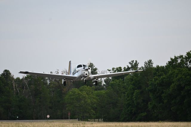 Mooney M-20 (N6895U) - Necedah Airport Flying Tacos Social