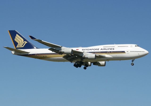 Boeing 747-400 (9V-SPI)