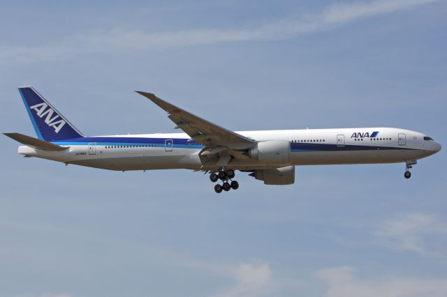 BOEING 777-300ER (JA788A)