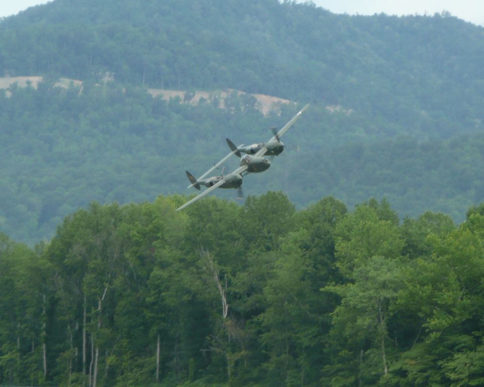 Lockheed P-38 Lightning (N17630) - Glacier Girl treats her 1A6 admirers to a low pass (July 25, 2008) with Steve Hinton at the controls.