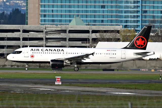 Airbus A320 (C-FGJI)
