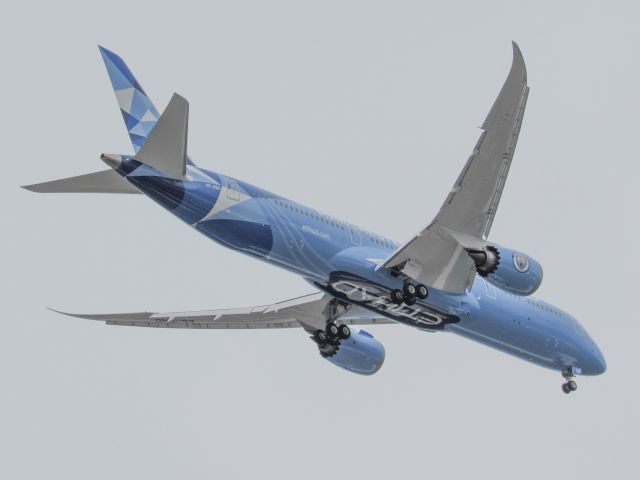 Boeing 787-9 Dreamliner (A6-BND)