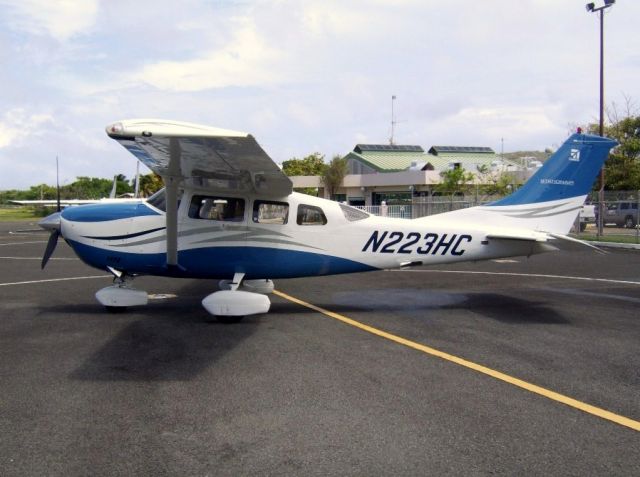 Cessna 206 Stationair (N223HC)