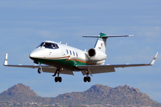 Learjet 55 (N455RH)