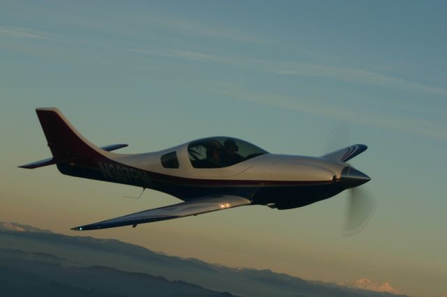 Lancair Legacy 2000 (N307PM)