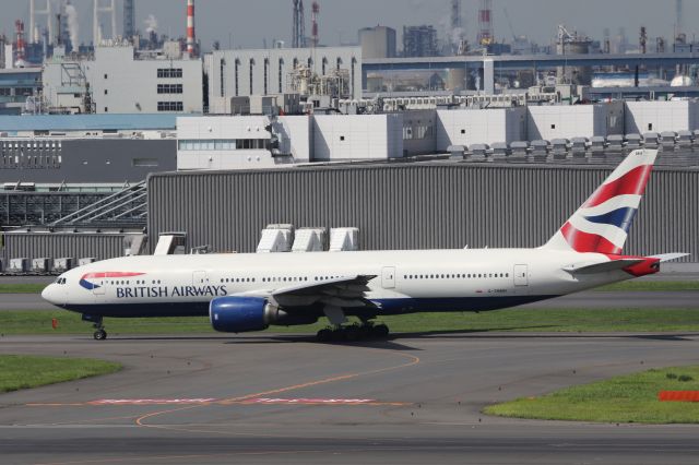 Boeing 777-200 (G-YMMH) - 20 June 2015.