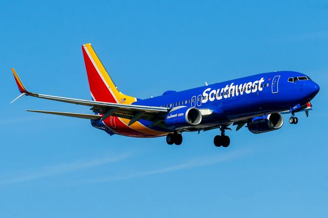 Boeing 737-800 (N8575Z) - 2/2/2020