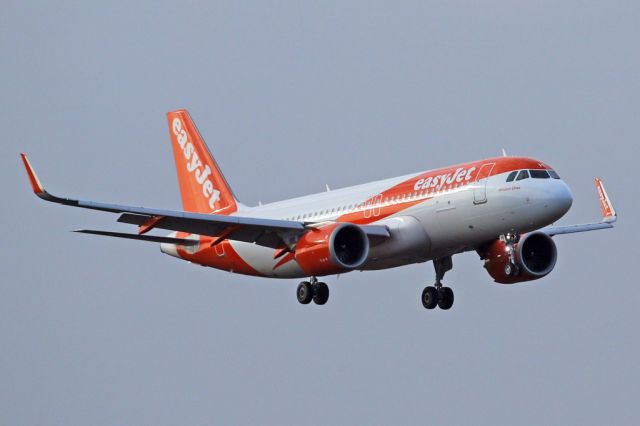 Airbus A320neo (G-UZHI) - EZY1924 returning from Malaga