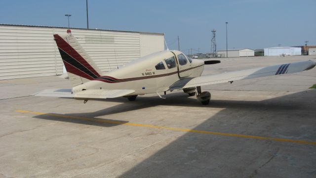 Piper Cherokee (N9463W) - A picture of the Piper Cherokee 235 I flew in in 2012. Very nice plane.