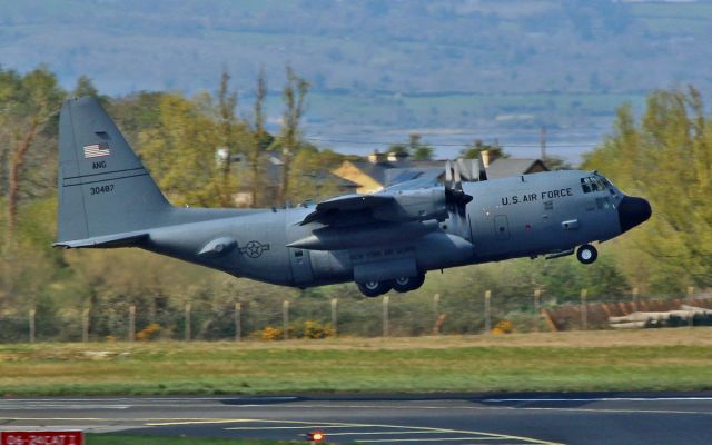 Lockheed C-130 Hercules (83-0487) - usaf new york air guard c-130h 83-0487 dep shannon 19/4/15