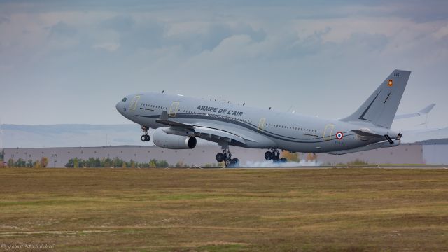 Airbus A330-200 (F-UJCI)