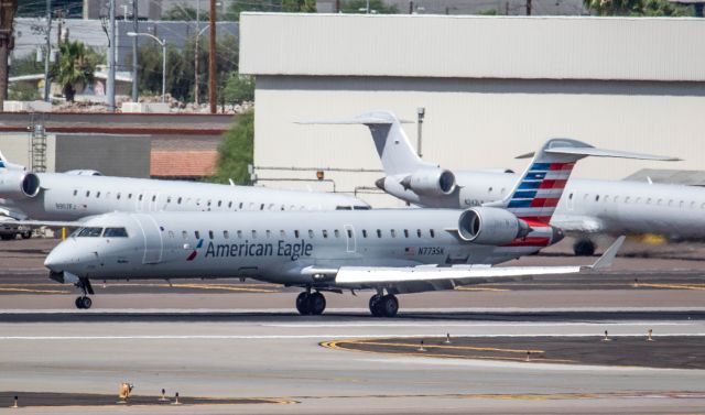 Canadair Regional Jet CRJ-700 (N773SK) - SPOTTED AT KPHX ON 6-5-20