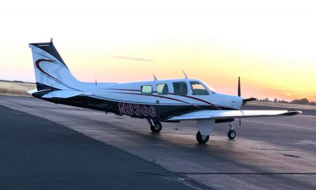 Beechcraft Bonanza (36) (N83GG)