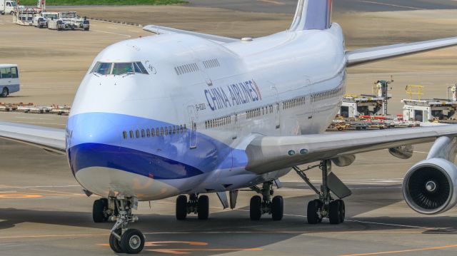 Boeing 747-400 (B-18203) - チャイナエアライン (China Airlines) / Boeing 747-409br /Apr.09.2016 Narita International Airport [NRT/RJAA] JAPAN