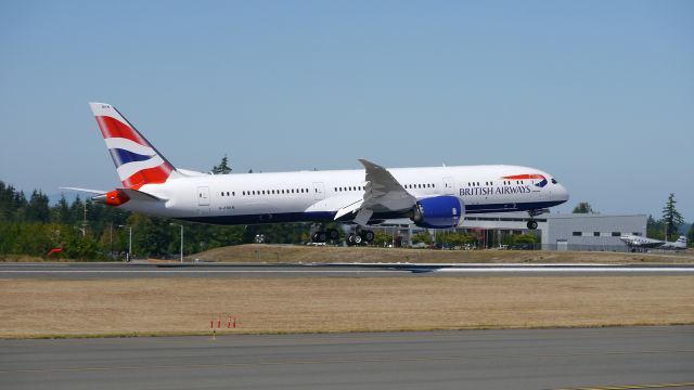 Boeing 787-9 Dreamliner (G-ZBKN) - BOE375 on short final to Rwy 34L to complete a B1 flight on 8/24/16. (ln 475 / cn 38630).