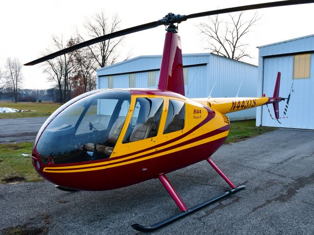 Robinson R-44 (N443TS) - Intrepid Helicopters Robinson R44 Raven II N443TS in Toledo Suburban Airport