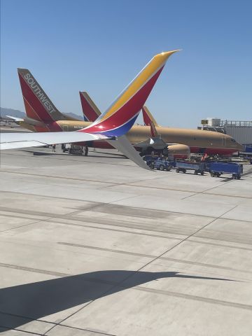 Boeing 737-800 (N751HK) - Taxing out on 2020 to Cabo, and got a rare glimpse of the Herb Keller Bird in PHX. Great old school paint job. 