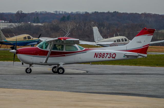 Cessna Skyhawk (N9873Q)