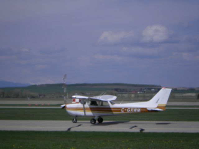 Piper L-21 Super Cub (C-GXWM) - CGXWM Piper l-21 Super Cub.