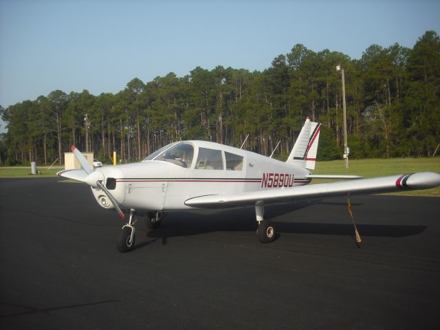 Piper Cherokee (N5890U) - ON THE RAMP AT TELFAIR WHEELER