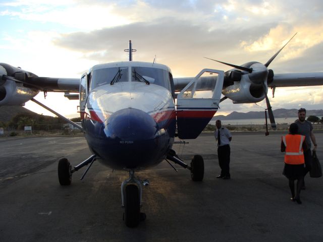 De Havilland Canada Twin Otter (PJ-WIH)