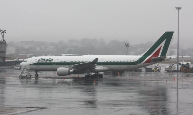 Airbus A330-200 (EI-EJL)