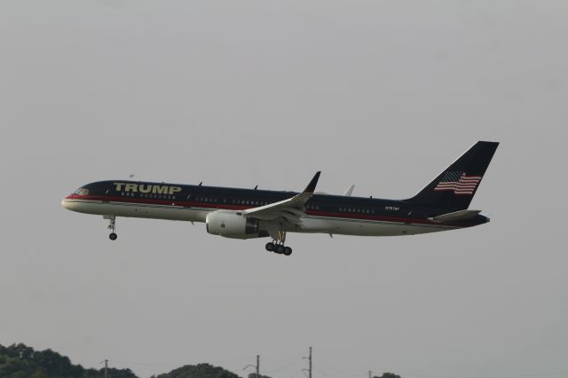 Boeing 757-200 (N757AF)