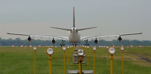 Airbus A340-300 (ZS-SXF)