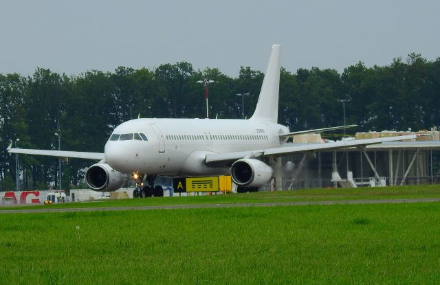 Airbus A320 (LZ-MDK) - EPLB