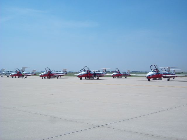 — — - RCAF 431ST SQUADRON  TUTOR CT-114