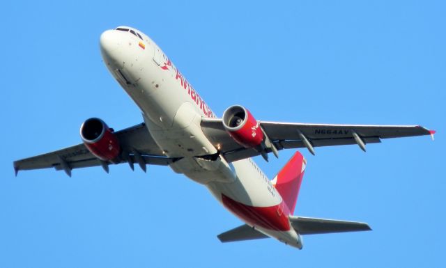 Airbus A320 (N664AV)