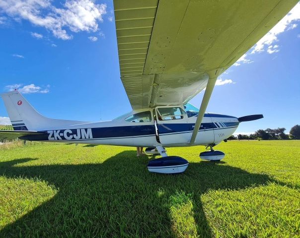 Cessna Skylane (ZK-CJM)