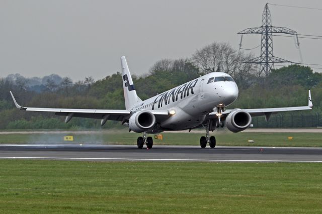 Embraer ERJ-190 (OH-LKH) - FIN934 arriving from Helsinki