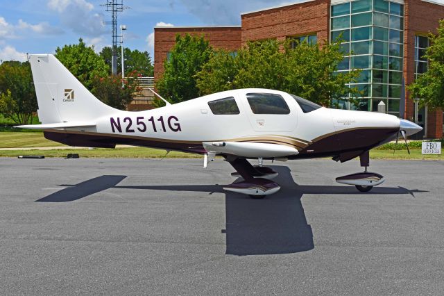 Cessna 400 (N2511G)