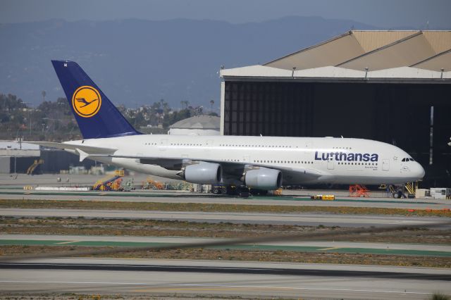 Airbus A380-800 (D-AIMI)