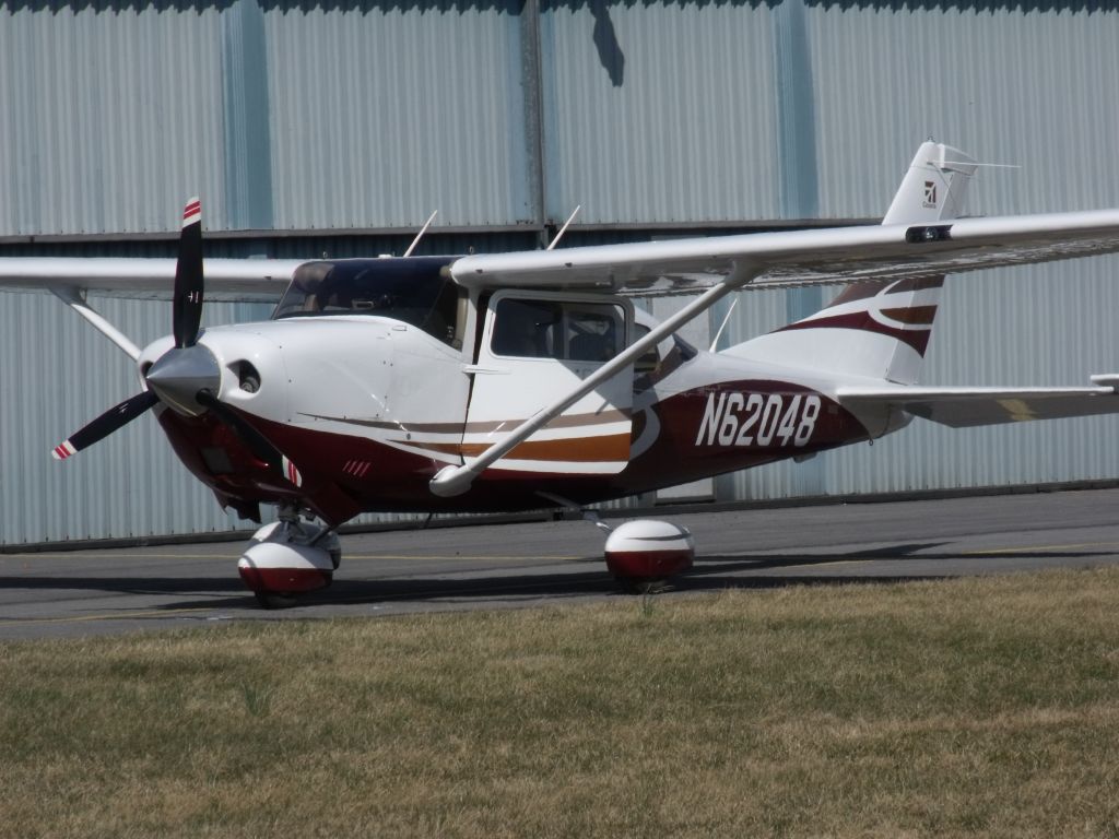 Cessna 206 Stationair (N62048)