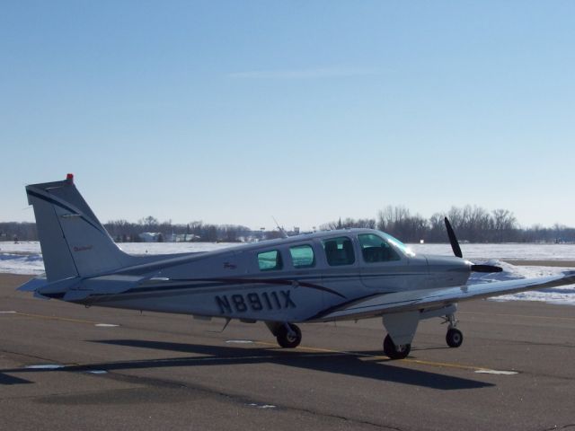 Beechcraft Bonanza (36) (N8911X) - www.freewebs.com/kregaxn